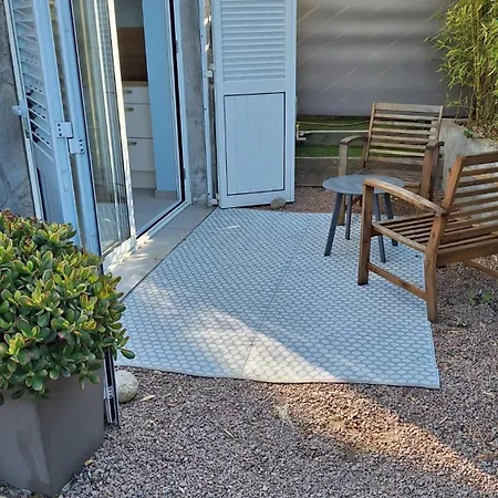 T2 De 45 M2 Sur Avec Jardin * Porticcio (Corsica)