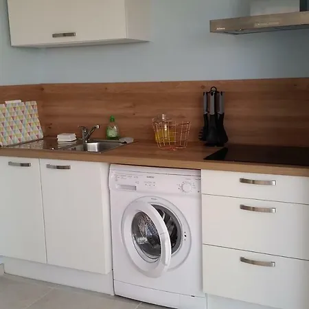 T2 De 45 M2 Sur Avec Jardin * Porticcio (Corsica)